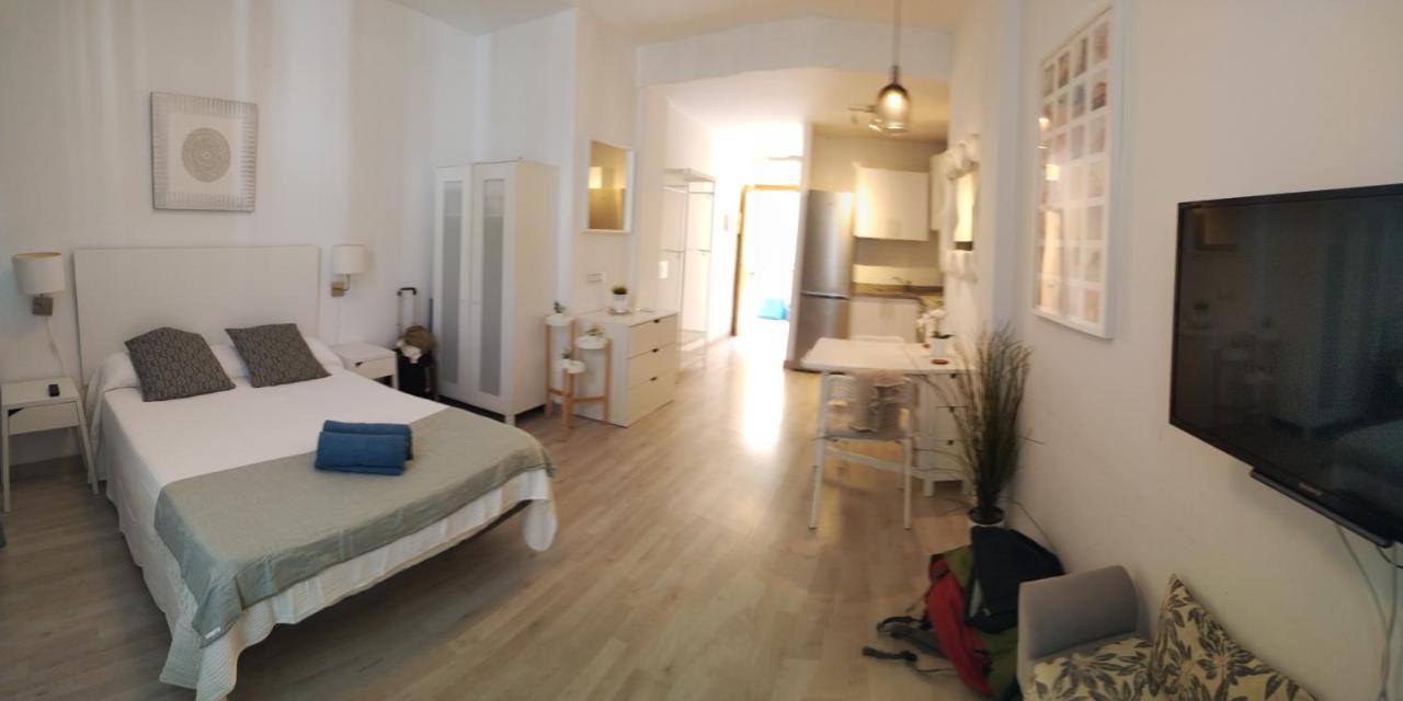 Modern Studio Flat Close To Plaza Merced Malaga Luaran gambar